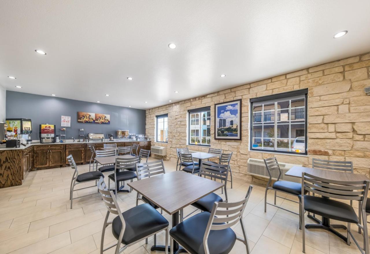 Scottish Inns-Campus Fort Worth Ngoại thất bức ảnh